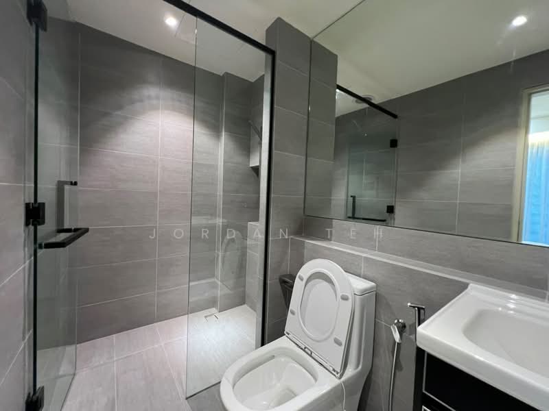 Apartment for Sale at Kempas Apartment - Jordan Teh - Bathroom - PropertyGuru.com.my