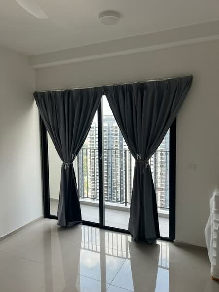 Servis Apartment untuk Disewa di Hana @ Eco Ardence - Nazrin Affendy - Balcony - PropertyGuru.com.my