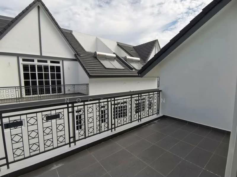 Rumah Kluster untuk Dijual di Taman Ekoflora (Johor Bahru) - Noctis Tan - Balcony - PropertyGuru.com.my