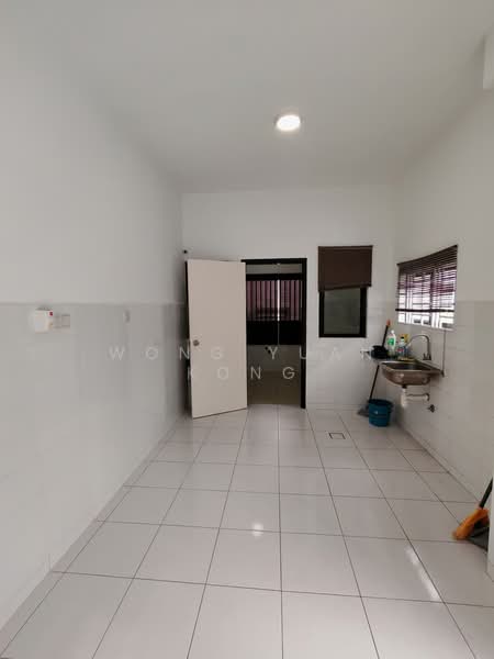 Rumah Teres 2 Tingkat untuk Dijual di Seksyen U13 (Setia Alam) - Wong Yuan Kong - Kitchen - PropertyGuru.com.my