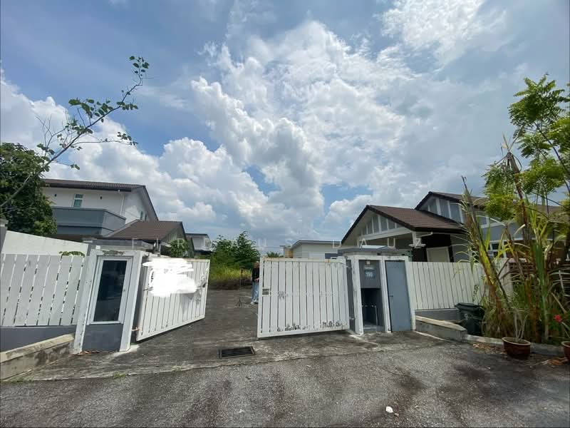 Bungalow for Sale in Senawang (Negeri Sembilan) - Firdaus Dauz - PropertyGuru.com.my