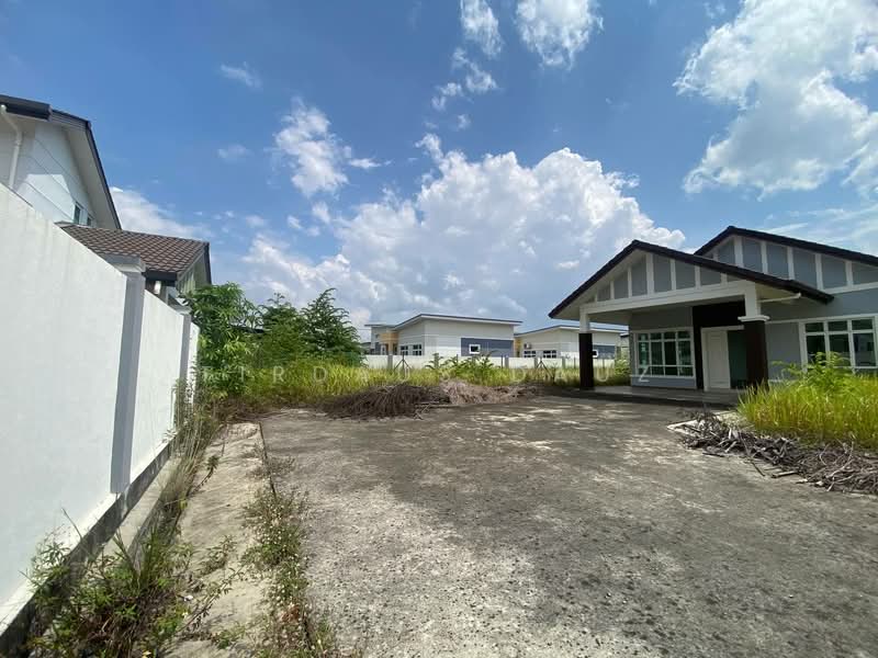 Bungalow for Sale in Senawang (Negeri Sembilan) - Firdaus Dauz - PropertyGuru.com.my