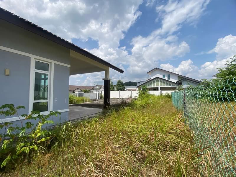 Bungalow for Sale in Senawang (Negeri Sembilan) - Firdaus Dauz - PropertyGuru.com.my