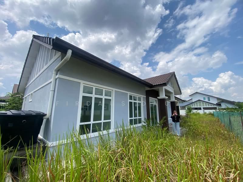 Bungalow for Sale in Senawang (Negeri Sembilan) - Firdaus Dauz - PropertyGuru.com.my