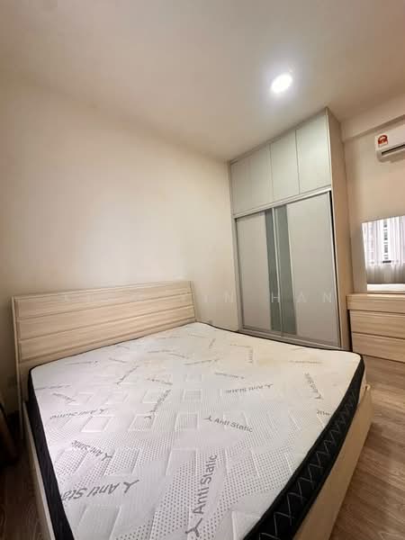 Kediaman Servis untuk Dijual di South View - Xiao Yin Han - Bedroom - PropertyGuru.com.my