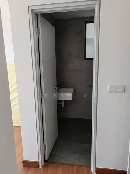 Service Residence for Sale at Sunsuria Forum - Vincent Goh - Bathroom - PropertyGuru.com.my