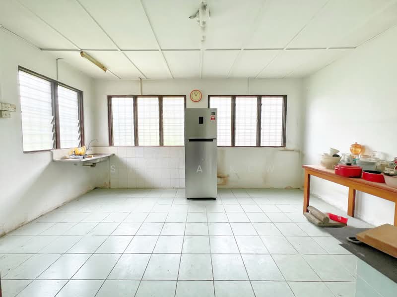 Rumah Banglo untuk Dijual di Taman Tun Dr Ismail (Kuala Lumpur) - Stella Kew - Kitchen - PropertyGuru.com.my