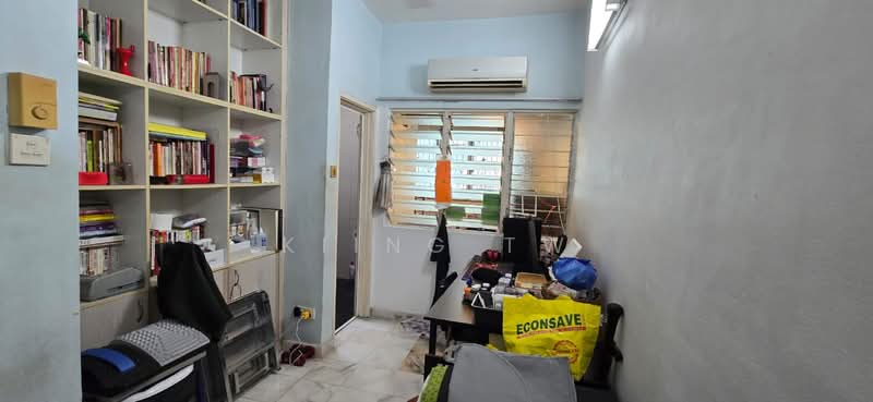 Rumah Teres 2-Tingkat untuk Dijual di Bandar Sri Damansara (Selangor) - Kiing TW - Study - PropertyGuru.com.my