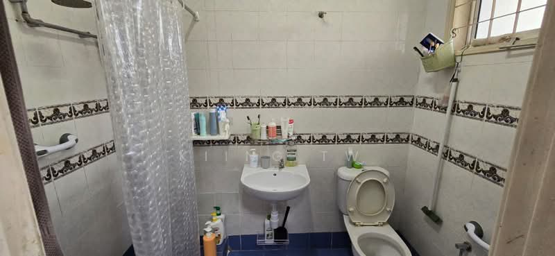 Rumah Teres 2-Tingkat untuk Dijual di Bandar Sri Damansara (Selangor) - Kiing TW - Bathroom - PropertyGuru.com.my