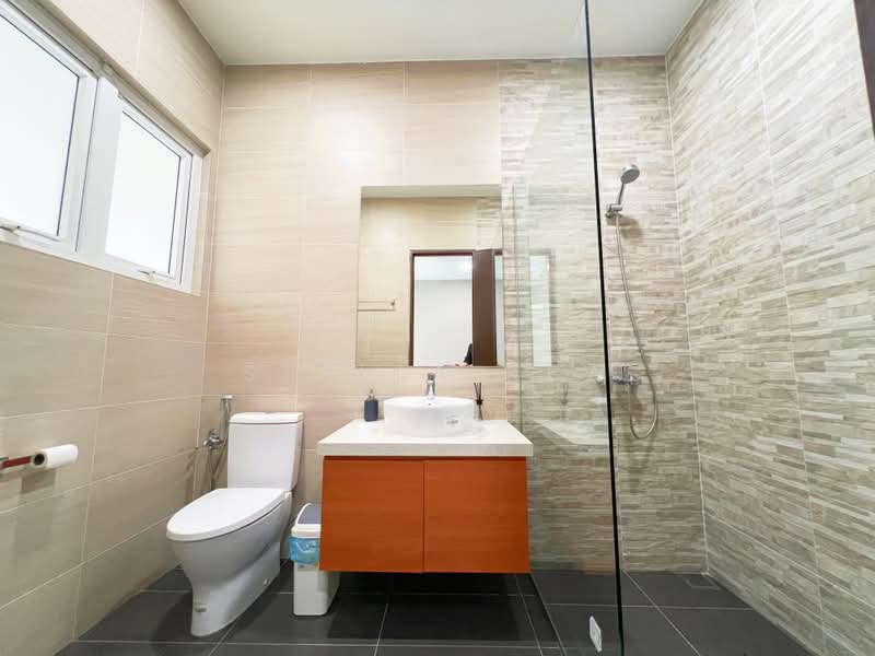 Rumah Banglo untuk Dijual di Taman Tun Dr Ismail (Kuala Lumpur) - Stella Kew - Bathroom - PropertyGuru.com.my