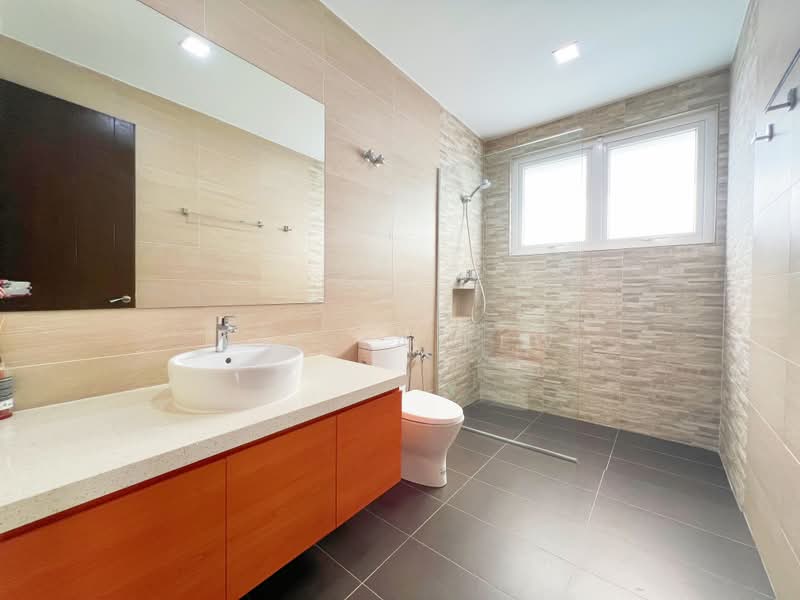 Rumah Banglo untuk Dijual di Taman Tun Dr Ismail (Kuala Lumpur) - Stella Kew - Bathroom - PropertyGuru.com.my