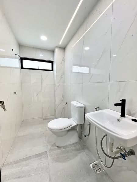 Rumah Berkembar untuk Dijual di Taman Sri Skudai (Skudai) - Yik Tat - PropertyGuru.com.my