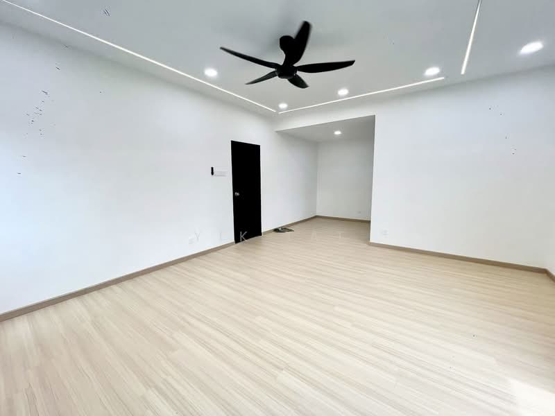 Rumah Berkembar untuk Dijual di Taman Sri Skudai (Skudai) - Yik Tat - PropertyGuru.com.my