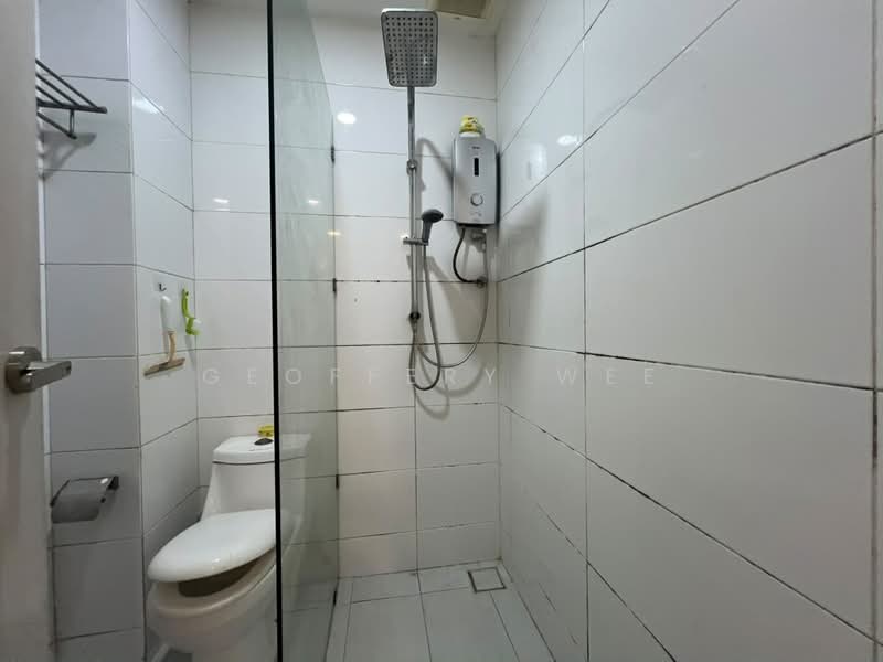 Service Residence for Rent at The Wave Residence - Geoffery Wee - Bathroom - PropertyGuru.com.my