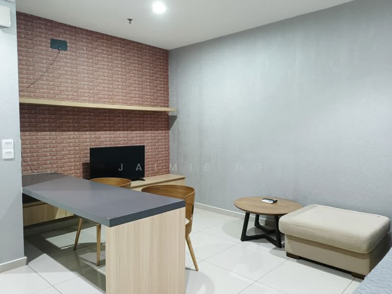 Servis Apartment untuk Dijual di Liberty Tower @ i-City - Jaimie Ng - Living Room - PropertyGuru.com.my