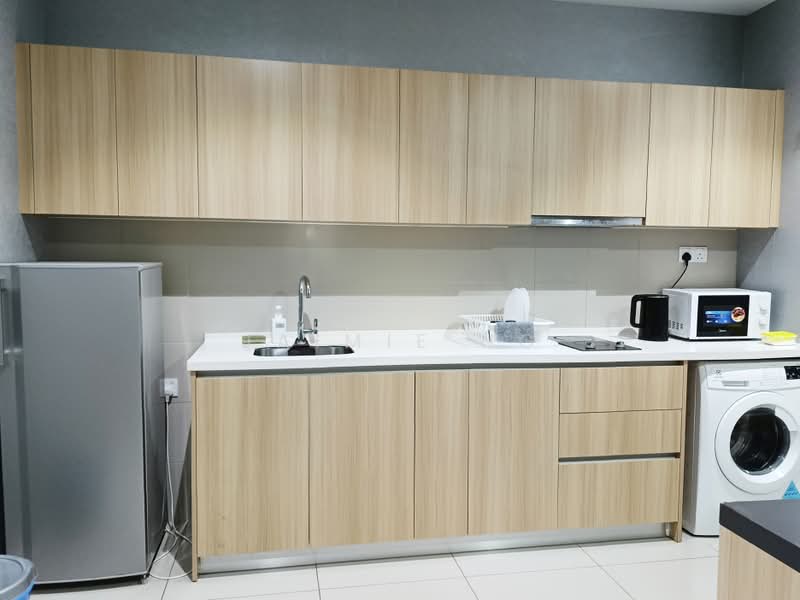 Servis Apartment untuk Dijual di Liberty Tower @ i-City - Jaimie Ng - Kitchen - PropertyGuru.com.my