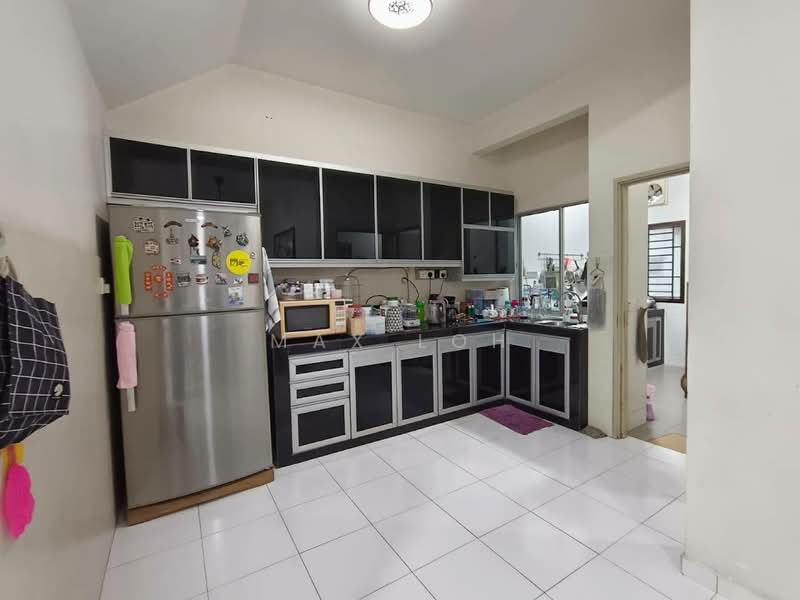 2-storey Terraced House for Sale in Taman Setia Indah (Tebrau) - Max Loh - Kitchen - PropertyGuru.com.my