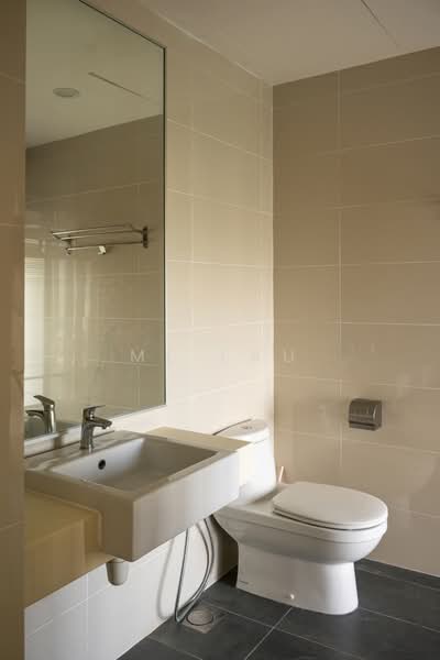 Servis Apartment untuk Dijual di Southkey Mosaic - ML Lau - Bathroom - PropertyGuru.com.my