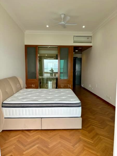 Servis Apartment untuk Disewa di Straits Quay (The Suites at Waterside) - Gan Chun Kai - Bedroom - PropertyGuru.com.my