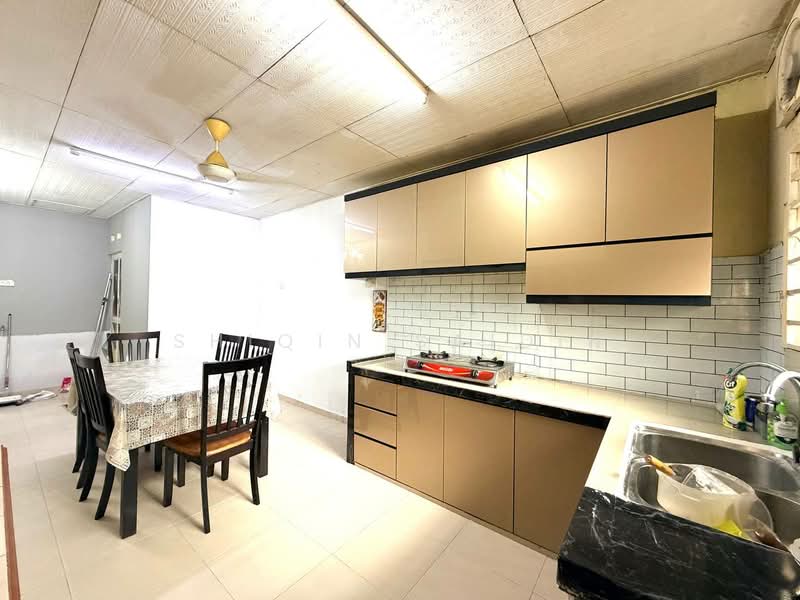 1-storey Terraced House for Sale in Taman Sri Kerayong (Kapar) - Shiqin Saidin - Kitchen - PropertyGuru.com.my