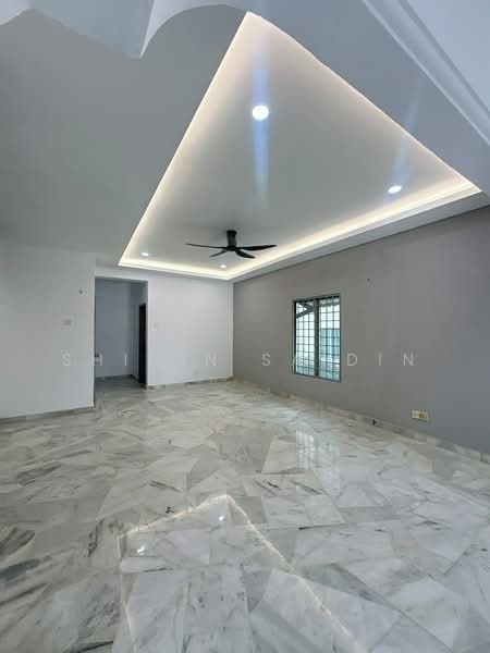 2-storey Terraced House for Sale in Bandar Tasik Puteri (Rawang) - Shiqin Saidin - Living Room - PropertyGuru.com.my