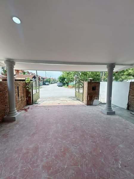 2-storey Terraced House for Sale in Bandar Tasik Puteri (Rawang) - Shiqin Saidin - Exterior - PropertyGuru.com.my