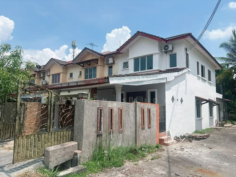 2-storey Terraced House for Sale in Bandar Tasik Puteri (Rawang) - Shiqin Saidin - Exterior - PropertyGuru.com.my
