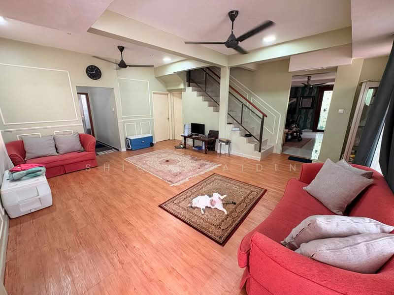 Rumah Kluster untuk Dijual di Bandar Puncak Alam (Puncak Alam) - Shiqin Saidin - Living Room - PropertyGuru.com.my