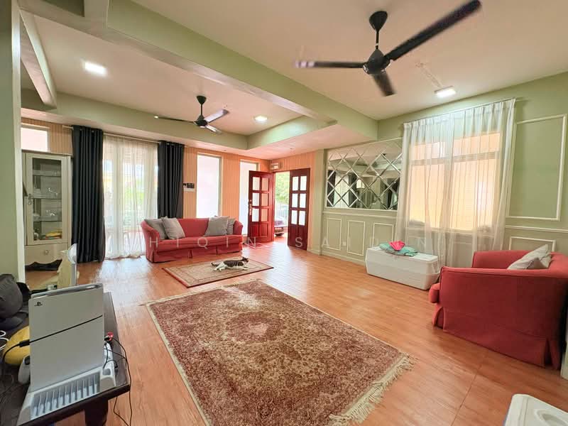 Rumah Kluster untuk Dijual di Bandar Puncak Alam (Puncak Alam) - Shiqin Saidin - Living Room - PropertyGuru.com.my