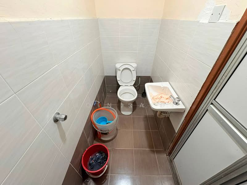 Rumah Kluster untuk Dijual di Bandar Puncak Alam (Puncak Alam) - Shiqin Saidin - Bathroom - PropertyGuru.com.my