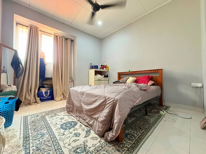Rumah Kluster untuk Dijual di Bandar Puncak Alam (Puncak Alam) - Shiqin Saidin - Bedroom - PropertyGuru.com.my