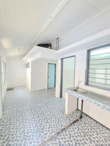 2-storey Terraced House for Sale in Seksyen 10 (Shah Alam) - Shiqin Saidin - Kitchen - PropertyGuru.com.my