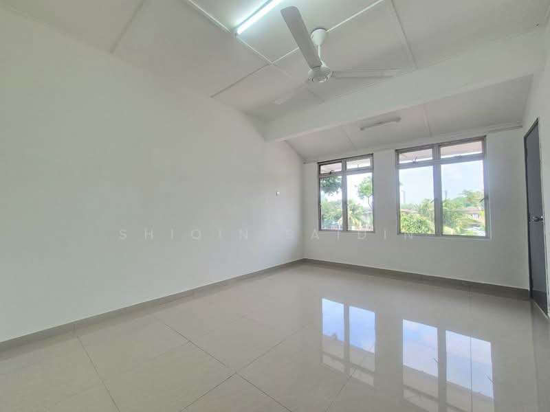 2-storey Terraced House for Sale in Seksyen 10 (Shah Alam) - Shiqin Saidin - Interior - PropertyGuru.com.my