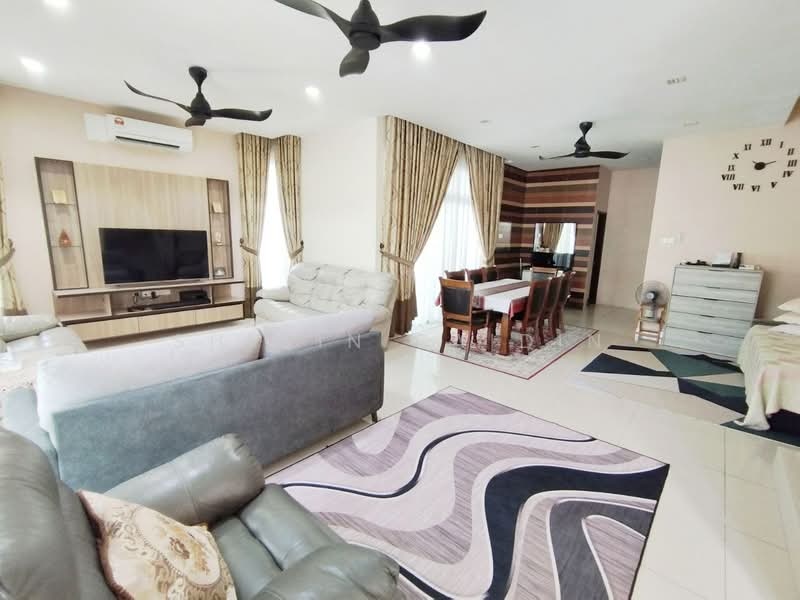 Semi-Detached House for Sale in Bandar Puncak Alam (Puncak Alam) - Shiqin Saidin - Living Room - PropertyGuru.com.my