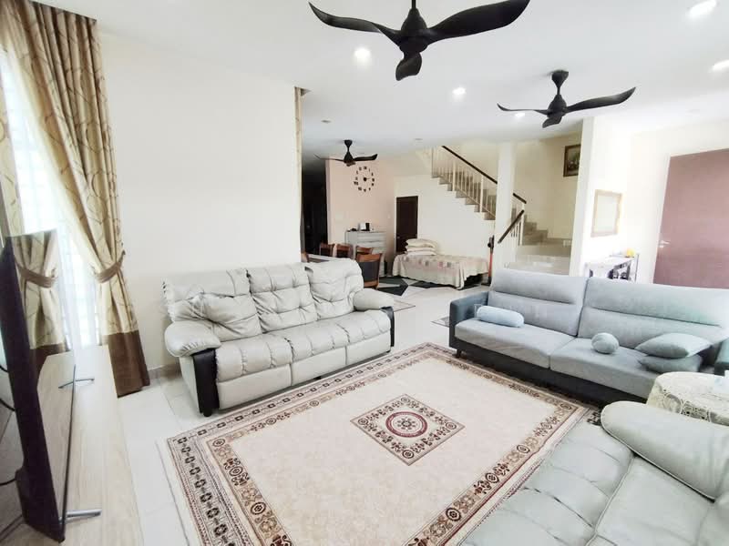 Semi-Detached House for Sale in Bandar Puncak Alam (Puncak Alam) - Shiqin Saidin - Living Room - PropertyGuru.com.my