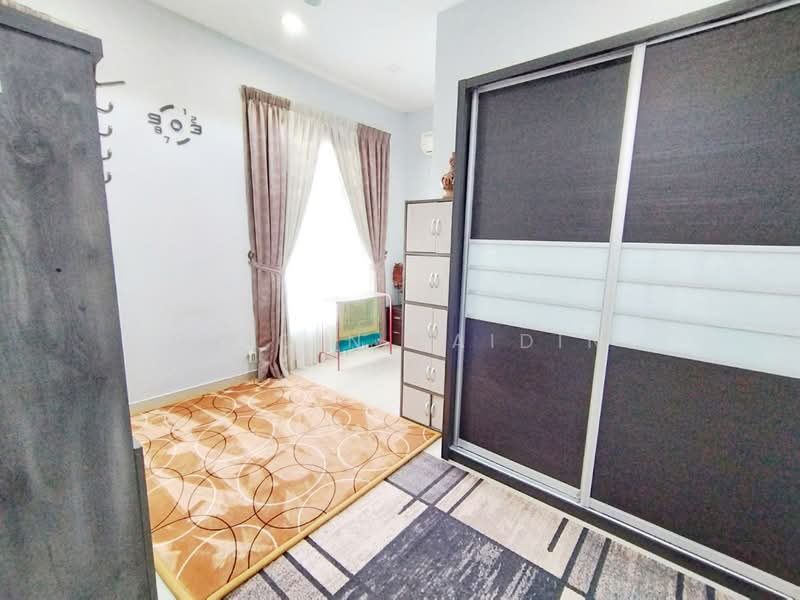 Semi-Detached House for Sale in Bandar Puncak Alam (Puncak Alam) - Shiqin Saidin - Bedroom - PropertyGuru.com.my