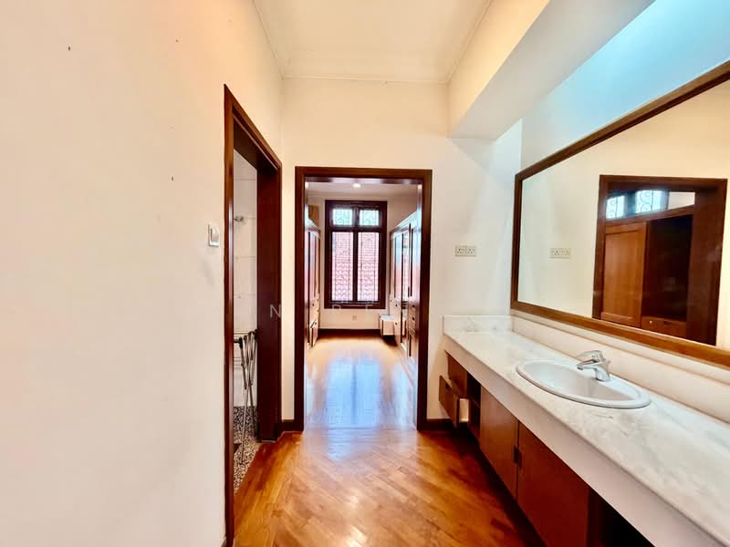 Rumah Berkembar untuk Dijual di TTDI Hills (Kuala Lumpur) - Yin Peng . - Bathroom - PropertyGuru.com.my
