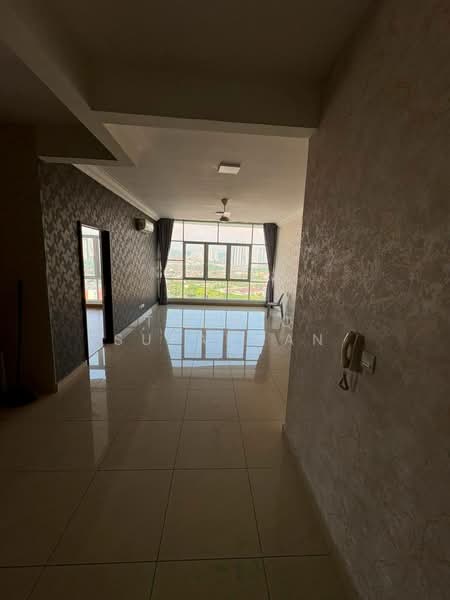 Kondominium untuk Disewa di Boulevard Serviced Apartment - Thoriq Suparman - Living Room - PropertyGuru.com.my