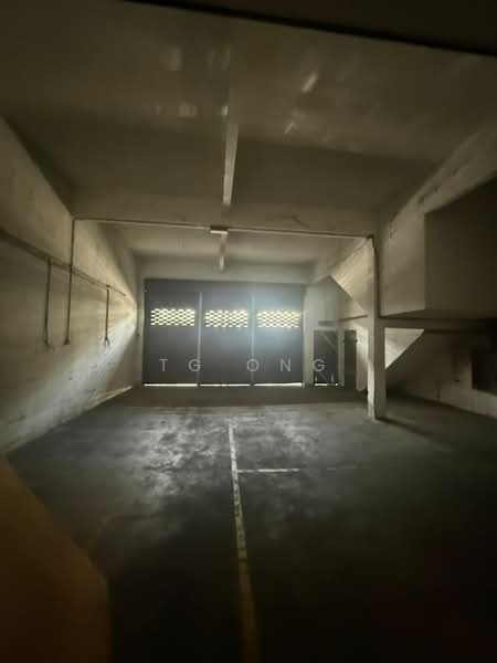Warehouse for Rent in Batu Kawan (Penang) - TG Ong - Car Park - PropertyGuru.com.my
