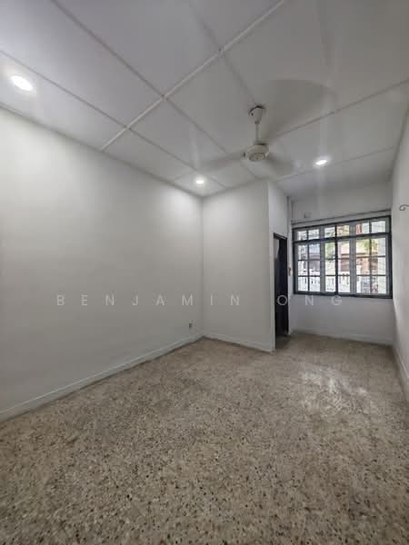 Rumah Teres 1.5 Tingkat untuk Disewa di Taman Perling (Perling) - Benjamin Ong - Interior - PropertyGuru.com.my