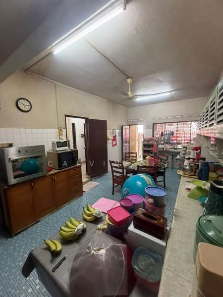 Semi-Detached House for Sale in Taman Serene (Johor Bahru) - Calvin Lee - Kitchen - PropertyGuru.com.my