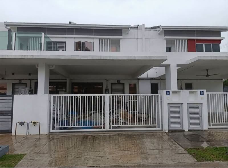 2-storey Terraced House for Sale in Bandar Sri Sendayan (Negeri Sembilan) - A Chong - Exterior - PropertyGuru.com.my