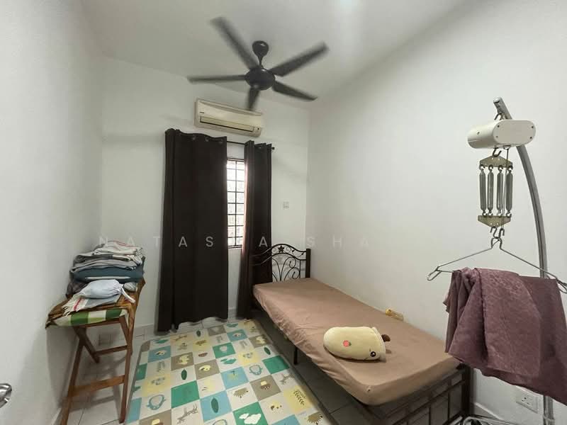 Apartment for Sale at Pangsapuri Seroja - Natasha Shadan - Bedroom - PropertyGuru.com.my