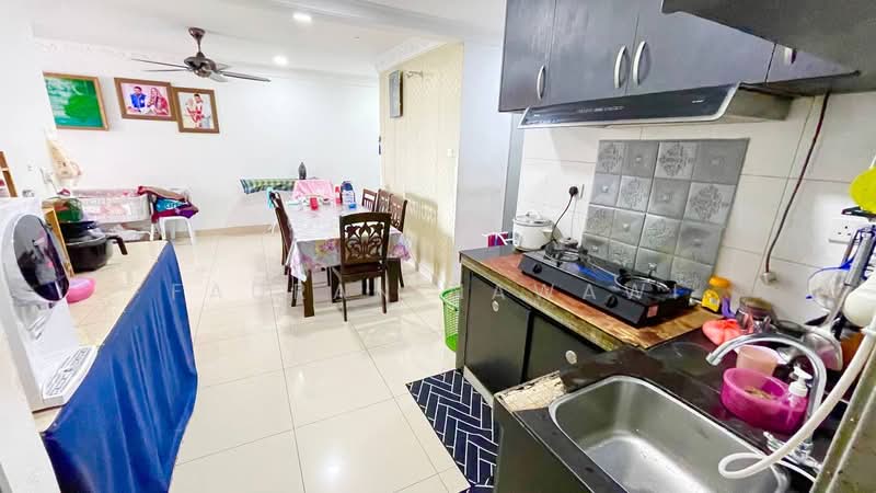 Kondominium untuk Dijual di Suasana Lumayan - Fauran Nawawi - PropertyGuru.com.my