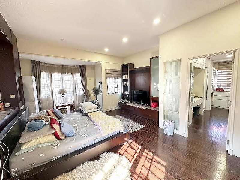 Bungalow for Sale in Sunway Damansara (Kota Damansara) - Vincent Liaw - Bedroom - PropertyGuru.com.my