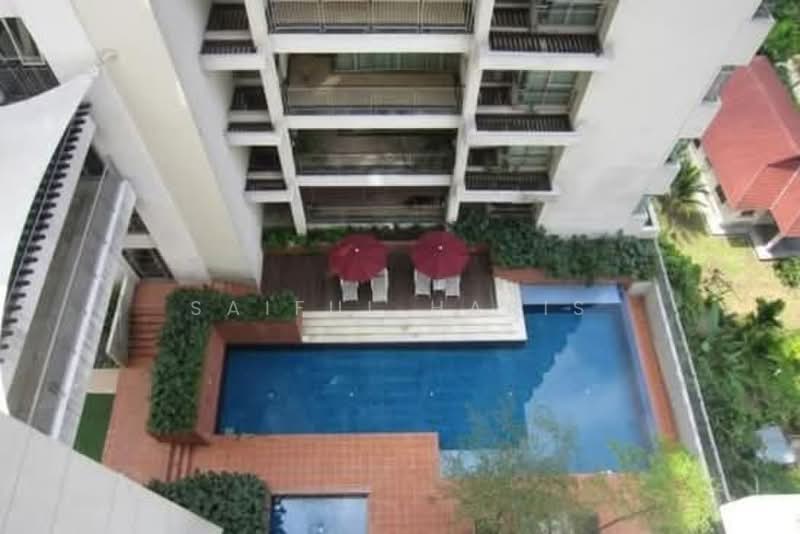 Kondominium untuk Dijual di Perdana View - Saiful Haris - Pool - PropertyGuru.com.my