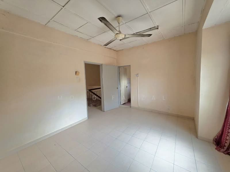 Rumah Teres 2 Tingkat untuk Dijual di Bandar Baru Bangi (Selangor) - Mohd Faizal - Interior - PropertyGuru.com.my