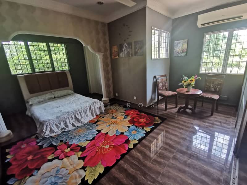 Terraced House for Sale in Bandar Country Homes (Rawang) - Luke Ross - Bedroom - PropertyGuru.com.my