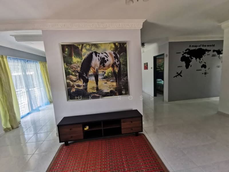 Terraced House for Sale in Bandar Country Homes (Rawang) - Luke Ross - Living Room - PropertyGuru.com.my