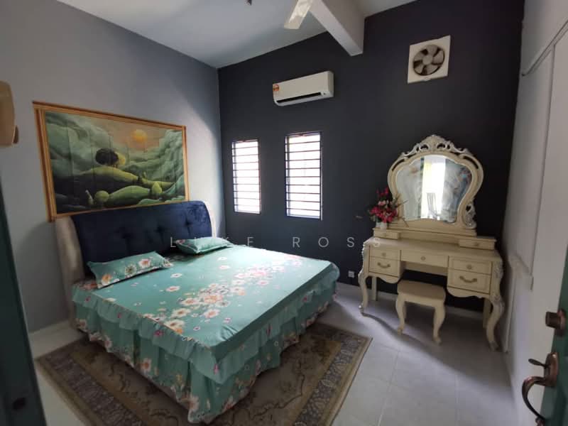 Terraced House for Sale in Bandar Country Homes (Rawang) - Luke Ross - Bedroom - PropertyGuru.com.my